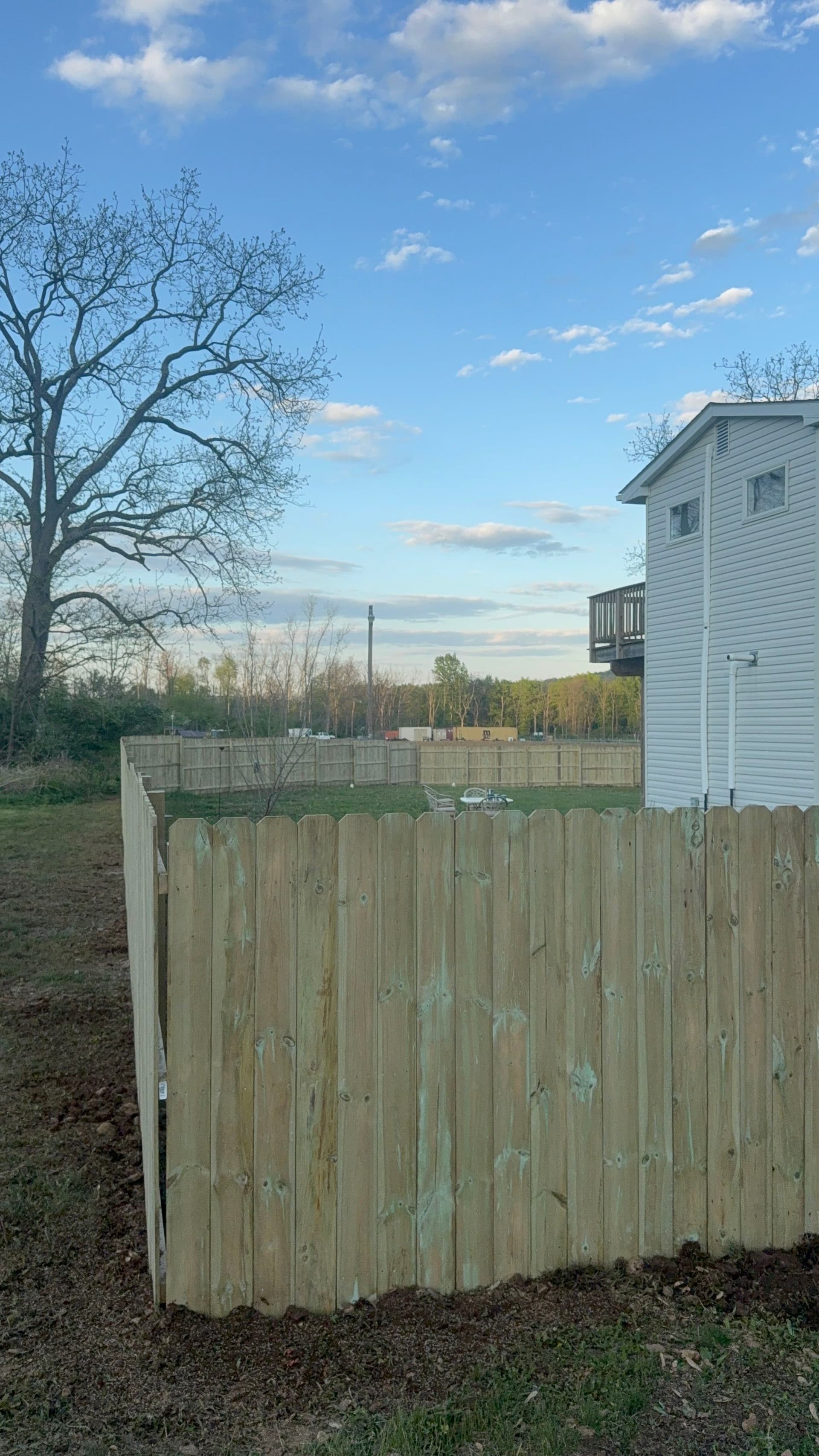 Gallery photos for 350 Feet of Privacy Fence With Dual Gate Access: Image #1