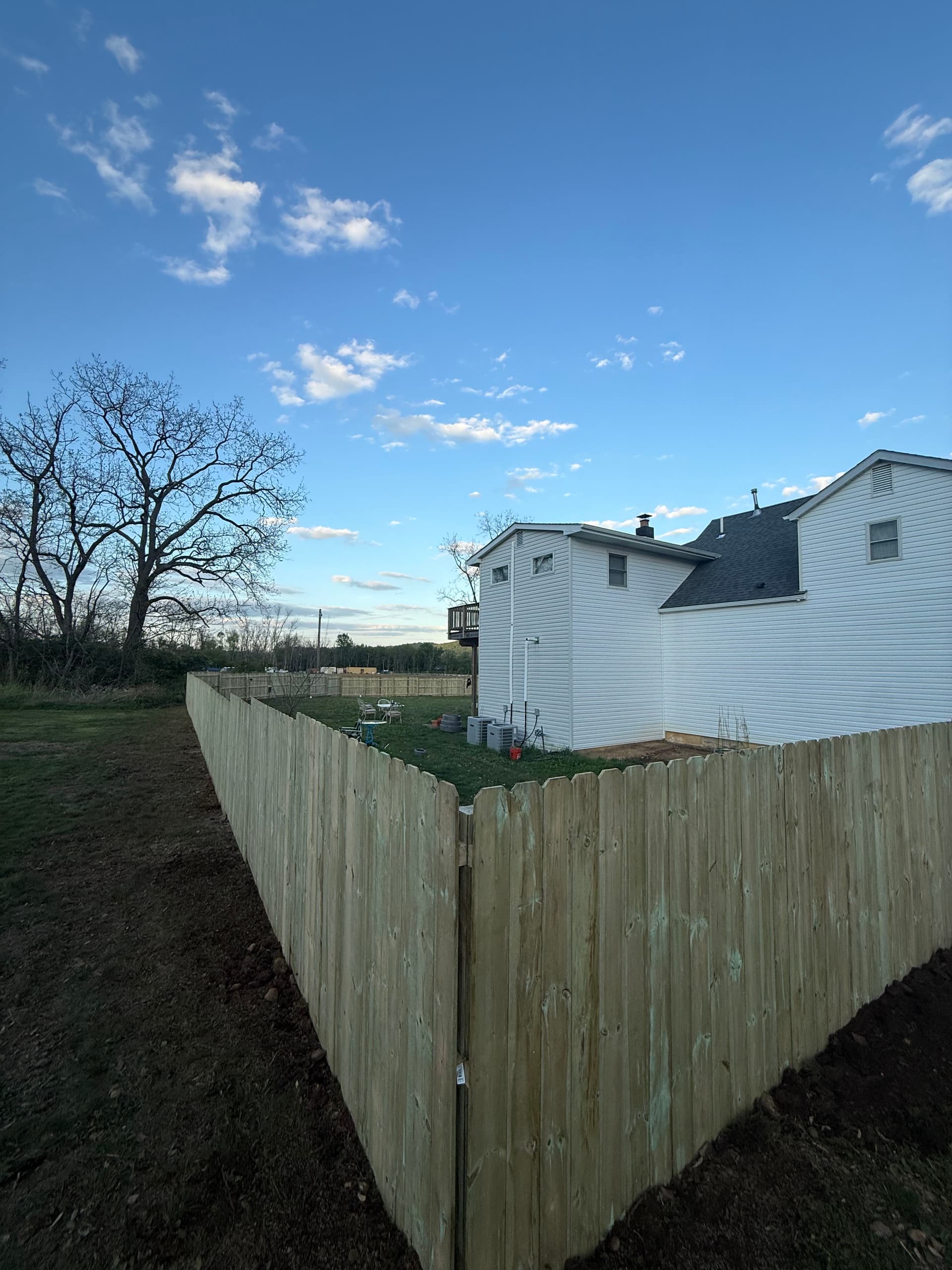 Gallery photos for 350 Feet of Privacy Fence With Dual Gate Access: Image #2